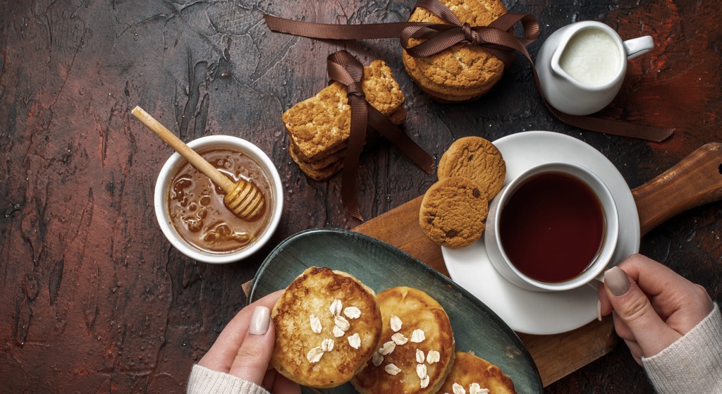 Лучшие десерты для чая с молоком